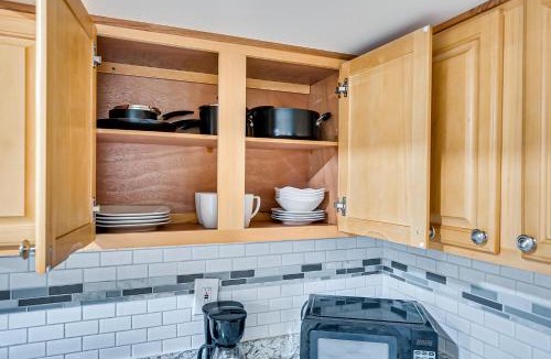 Elizabeth Apartment | Quite and Spacious Apartment