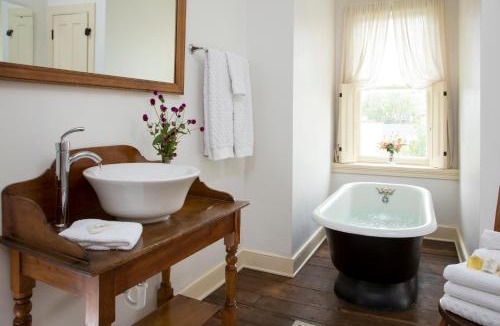 Downtown Baltimore Bed & Breakfast | Rachael's Dowry Bed and Breakfast