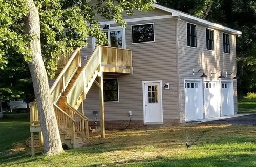 Laneview Apartment | Rappahannock River Unplugged