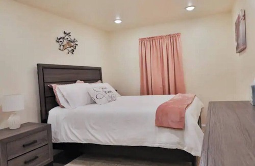 Bethel Apartment | Recently Renovated Apartment in Bethel, minutes from I-78