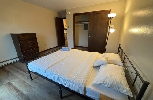 Clarks Summit Apartment | Red Barn Village: Large space with 1 Bed/1 Bath