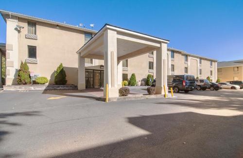 Irvington Hotel | Red Carpet Inn Newark - Irvington NJ