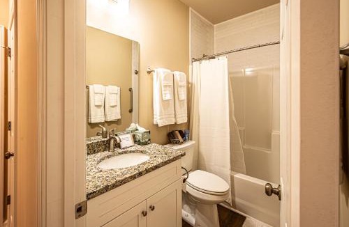 Dahlonega House | Red Door Cottage