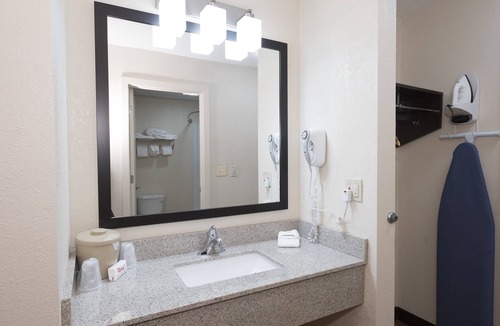 Allentown Hotel | Red Roof Inn Allentown South