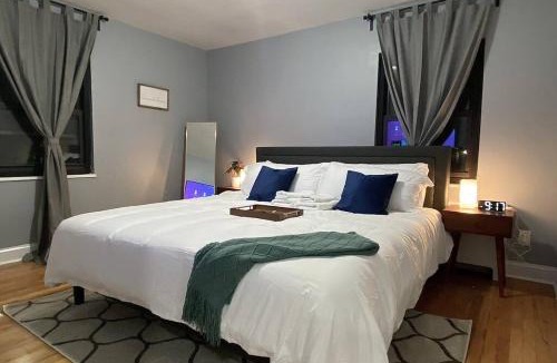 Snyder Square Apartment | Reduced Priced! Apt by American Dream, Sleeps 6