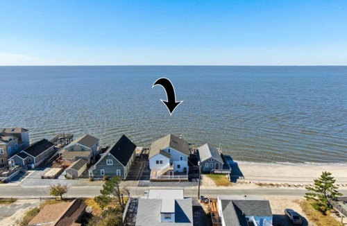Goshen House | Reed's Beach Unforgettable Waterfront Getaway - The Sunsetter - Bay Front Home