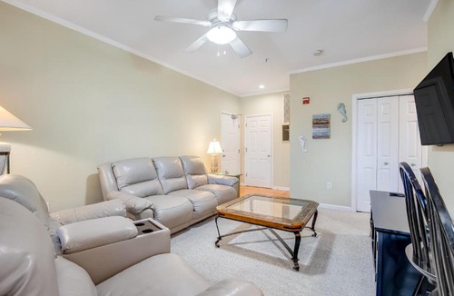 Rehoboth Beach Apartment | Rehoboth---100 Cascade Ln #108