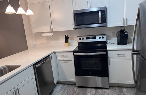 Rehoboth Beach Condo | Rehoboth Beach Condo 1 mile to the beach and Boardwalk w/pool! Sleeps 6