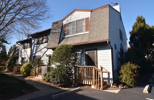 Rehoboth Beach House | Rehoboth Beach Townhouse 3BR w/Lovely Sunroom and Parking