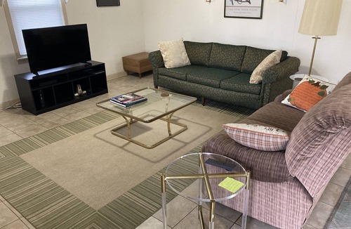 Somerset House | Relax in a clean and comfortable cozy cottage with all the little details