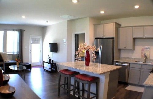Millville House | Relaxing beach community nearby beaches, pools, clubhouse and gym