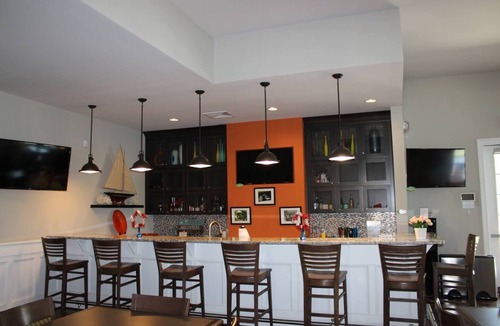 Millville House | Relaxing beach community nearby beaches, pools, clubhouse and gym