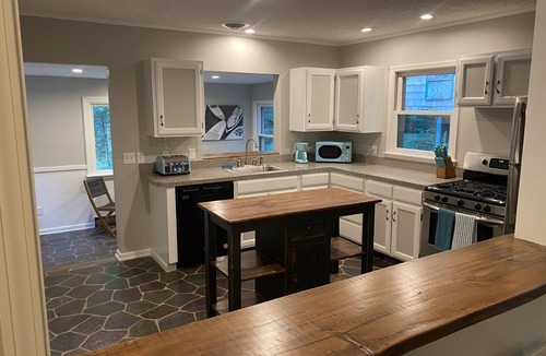 Delmar Cottage | Remodel Cottage with Pond on Three Acres