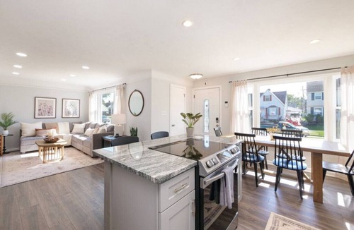 Parma Apartment | Remodeled 4 Bedroom With a Game Room!