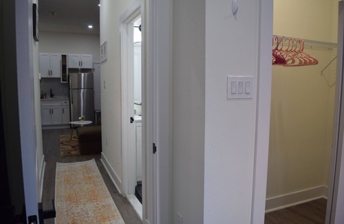 Primos Secane House | Remodeled Modern Rustic Unit with Roof Deck close to center city,