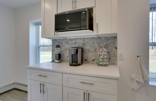 Mohegan Lake Apartment | Renovated Hudson Valley Apartment w/ Fire Pit!