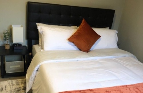 South Hills House | Restful Nest near downtown