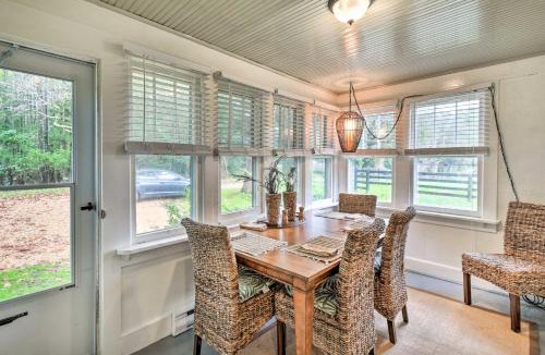 Hayes House | Restored 1920s Cottage on 1 Acre with Fire Pit