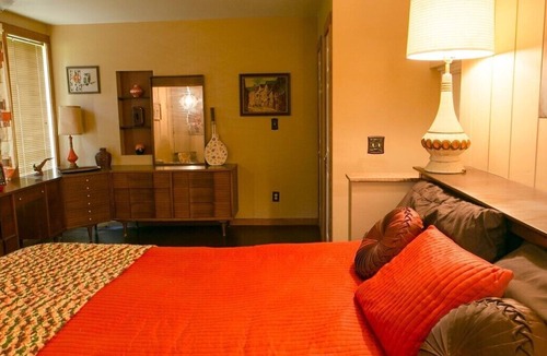Carbon Hill Cabin | Retroville in Hocking Hills