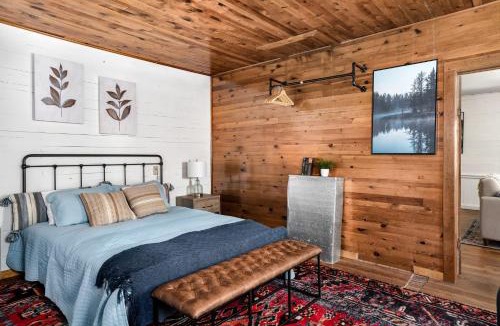 Mathias Ski Chalet | River Access w Hot Tub, Grill, WiFi, & Fire Pit!