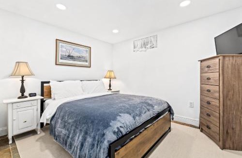 Edgewater House | Riverview Retreat On Warehouse Creek