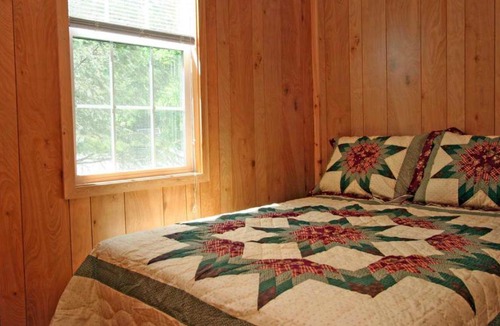 Lenhartsville Other | Robin Hill Camping Resort Premium Cottage 1
