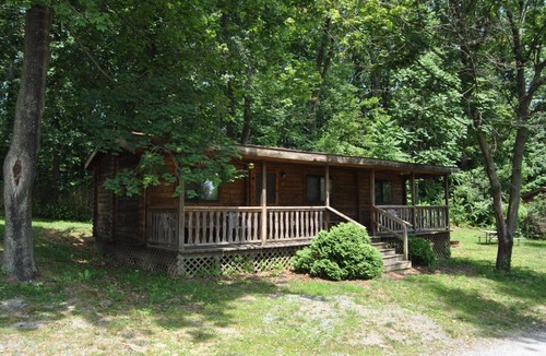 Lenhartsville Other | Robin Hill Camping Resort Two-Bedroom Cottage 6