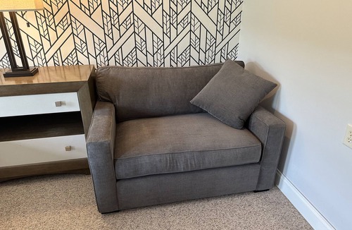 Mercersburg Apartment | Rockwell Suite #201 at the Inns of Whitetail