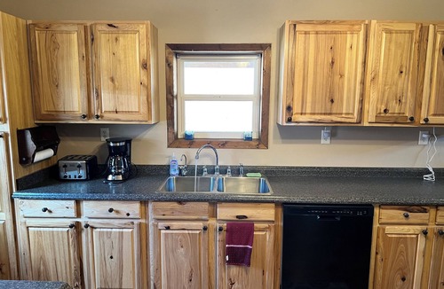 Driftwood House | Rustic and all the comforts of home in the Heart of the Elk Range