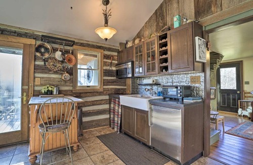 Linden House | Rustic Cabin with Mtn Views, Deck and Fire Pit!