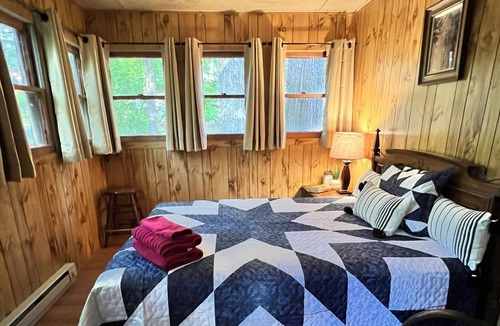 White Lake Cottage | Rustic & Cozy little cabin in the whimsical hamlet of Smallwood