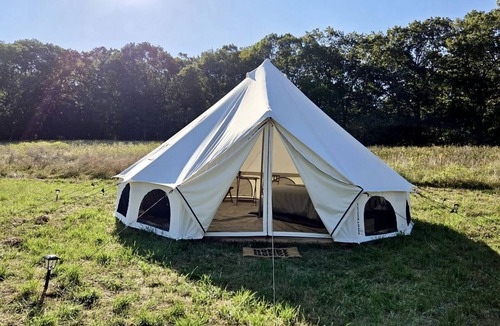 Mount Aetna RV Rental | Rustic Glamping Tent with Farm Animals near Hershey in Fredericksburg, PA