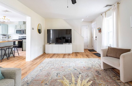 Mount Marion Apartment | Sage Retreat