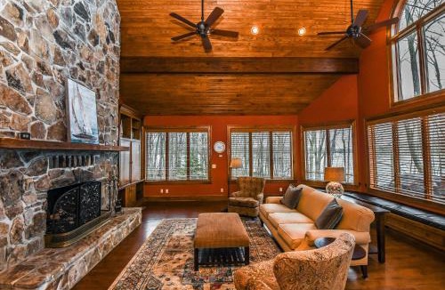 Blakeslee House | Sailors Point