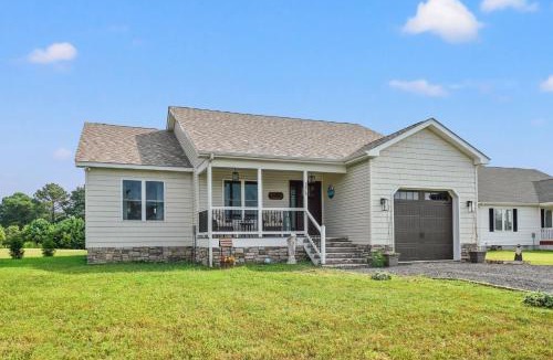 Captain's Cove House | Salty Sea Lyons Landing - Pet friendly!