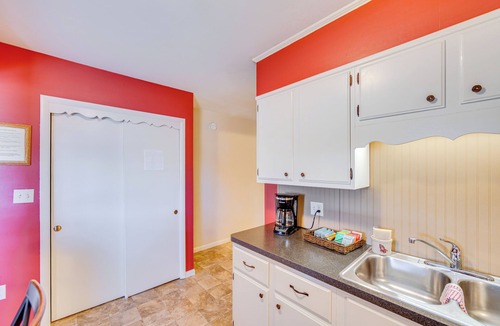 Gap Apartment | 'Schoolhouse Haven' in Gap: Communal Grill & Patio