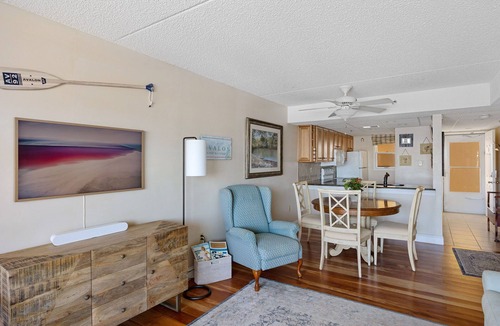 Avalon Condo | Sea La Vie: Oceanview Condo with Pool