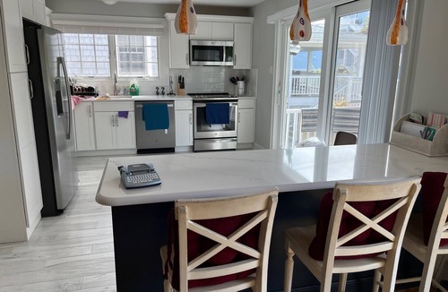 Cape May House | Sea Sounds! Beach Block! Newly renovated kitchen, bathrooms, furniture!