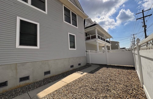 Townsend's Inlet House | Seashore Sweet Corner Model with great views of the ocean and only steps away to the beach.