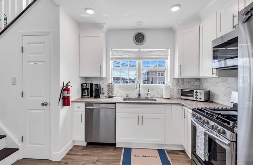 Seaside Heights House | Seaside 3BR w/Central AC, Balcony & Outdoor Shower