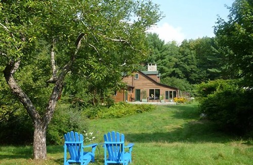 Sparrow Bush House | Secluded and Charming Country House