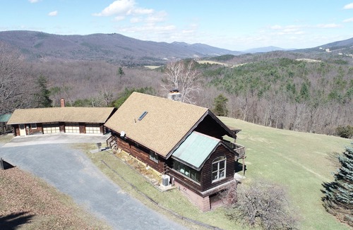 Upper Tract Cabin | Secluded cabin near Smoke Hole