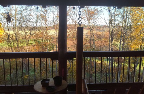 Laurelville Cabin | Secluded Cabin on the Hill at Laurel Springs Farm in the Hocking Hills