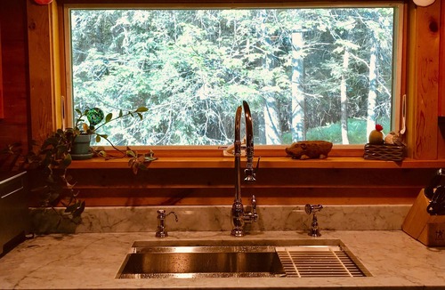 Town of Olive House | Secluded Catskill Mountains Getaway Peaceful Nature Near Woodstook