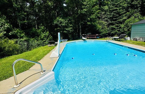 Marley House | Secluded Tiny Pool House -Private Pool -Self Check in