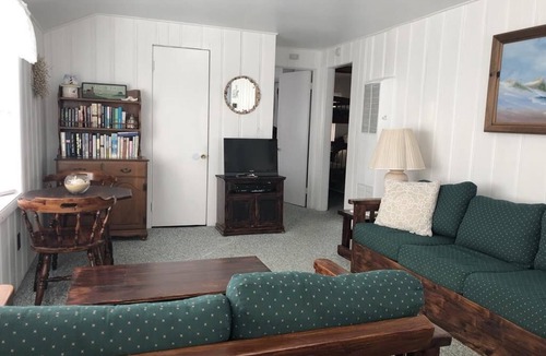 Beach Haven Gardens Apartment | Second Floor Condo Just Steps to the Beach!
