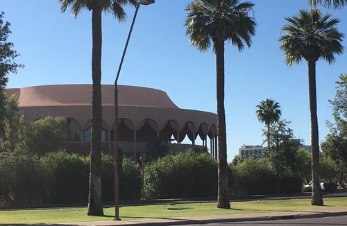 Tempe Condo | See the Valley of the Sun, Arizona State University and Tempe just a short walk.