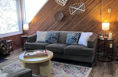 Nellysford Condo | Serene haven "The Nest" in Wintergreen, close to activities and restaurants.