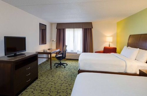 Hopelawn Hotel | Serene Retreat with Heated Pool | Pet-friendly | 3 Units | Near Newark