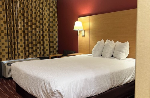 Sweetwater Hotel | Serenity Inn